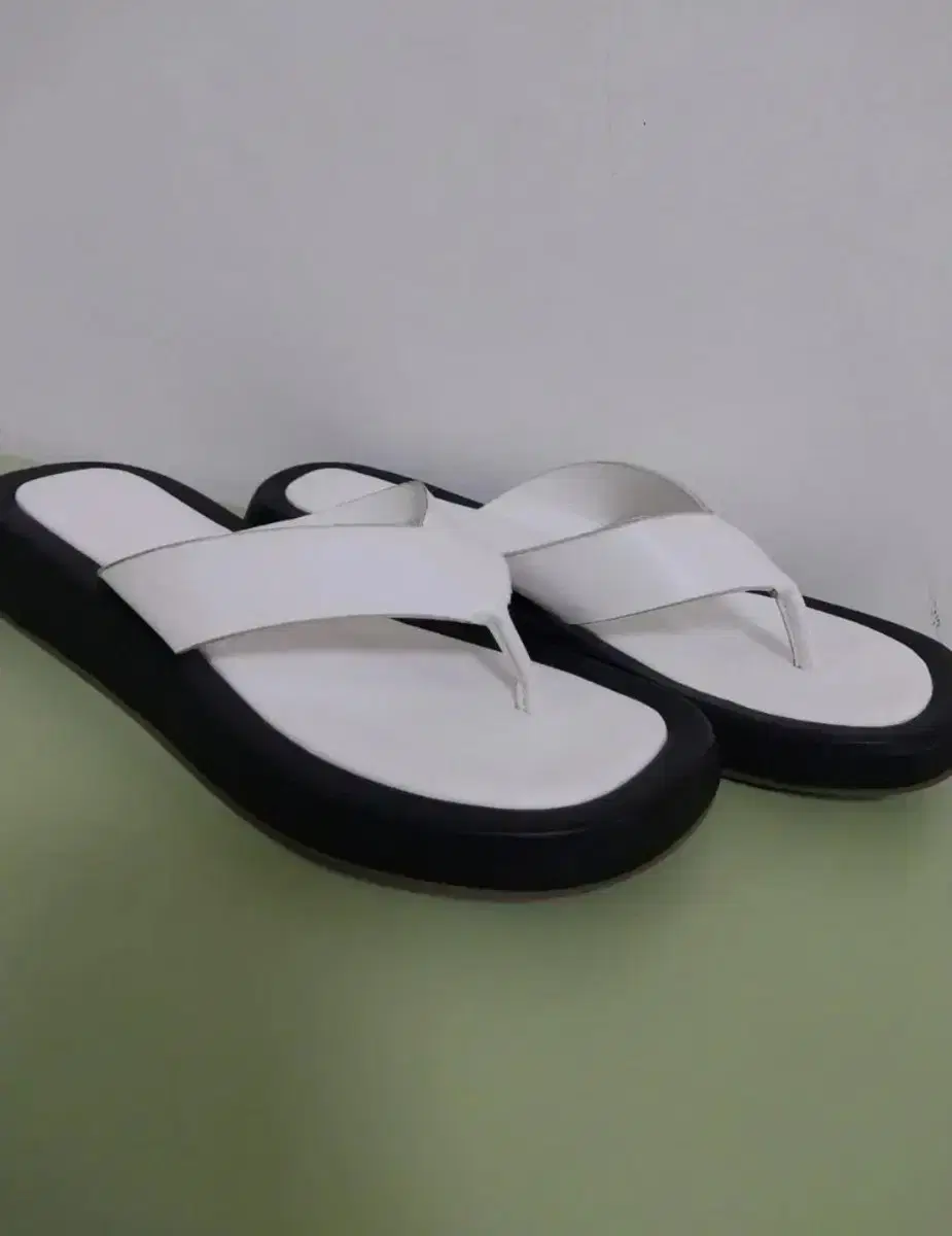 thumbnail-4